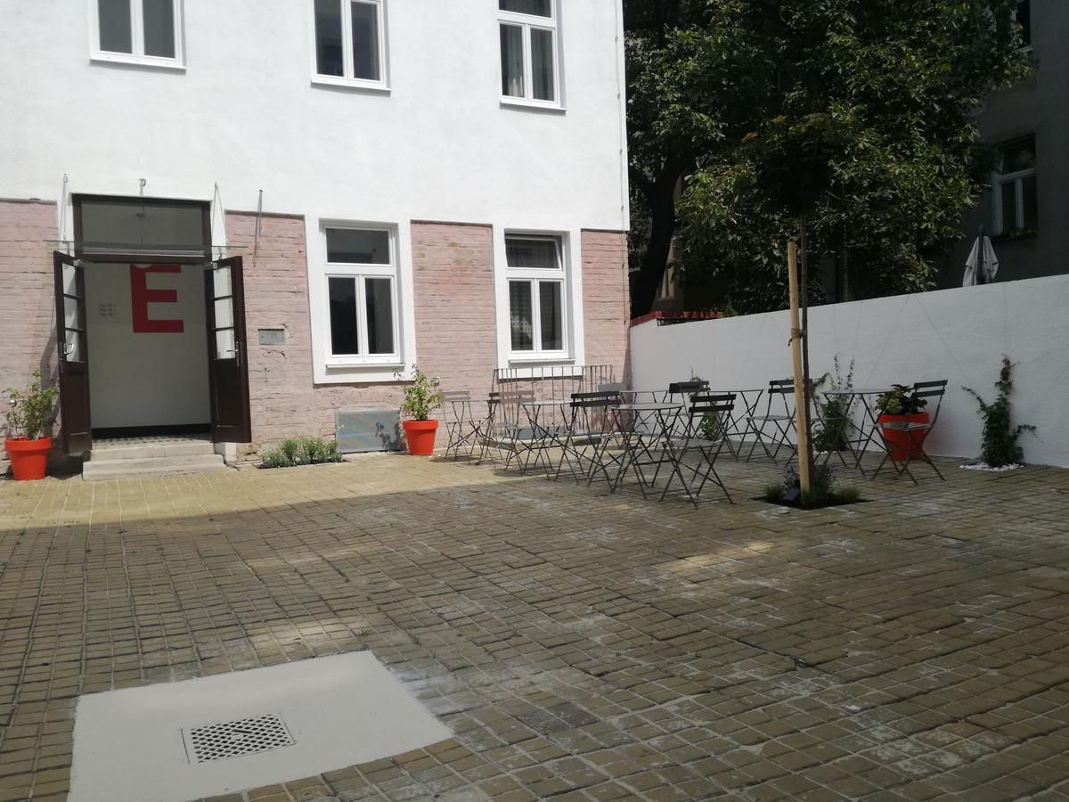 Cube70 Aparthotel Vienna Exterior photo